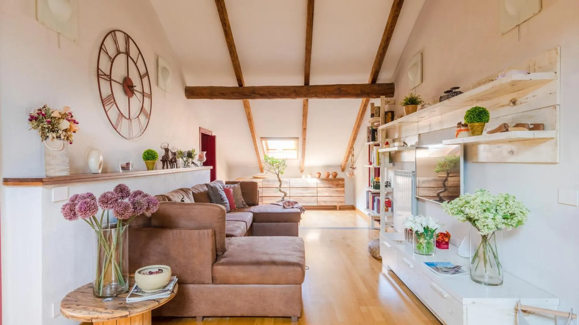 The Rooftop Penthouse With Elevator In Lucca